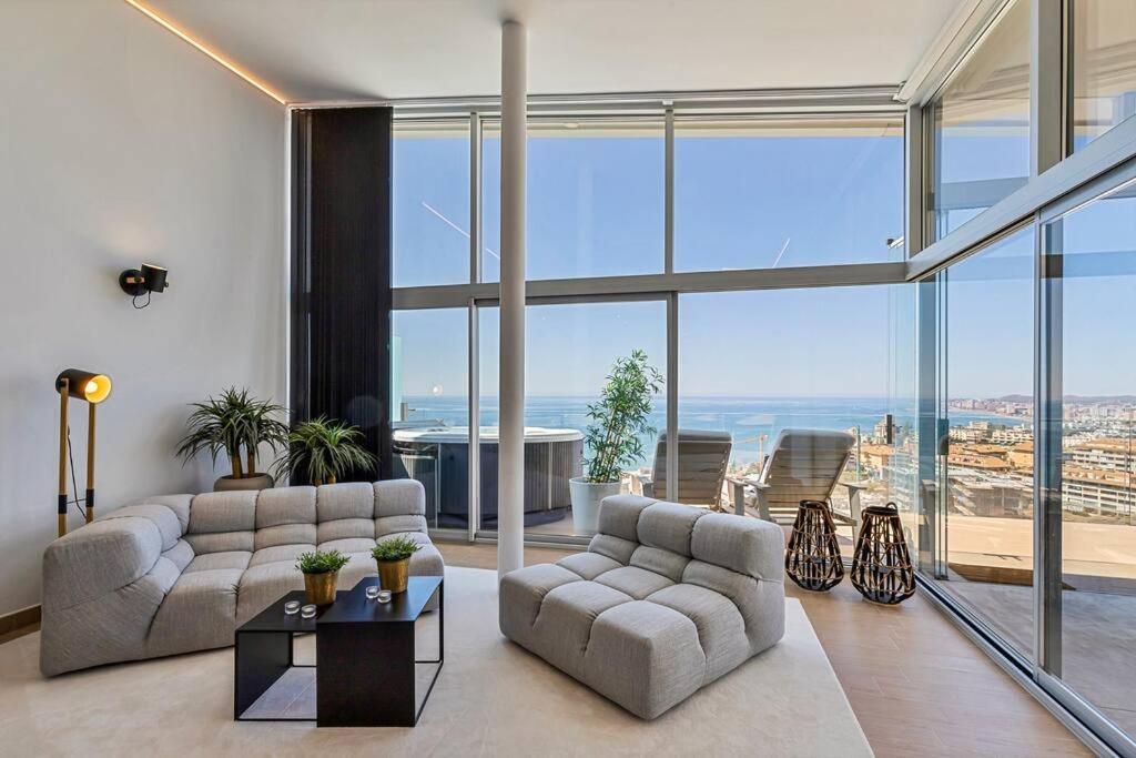 Апартаменти Stunning Luxurious Penthouse With Panoramic Views. Фуенхірола Екстер'єр фото